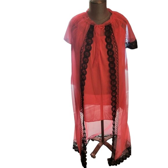 Vtg Red Sheer Nylon & Lace Nightgown Matching Cape Robe Sz Small
